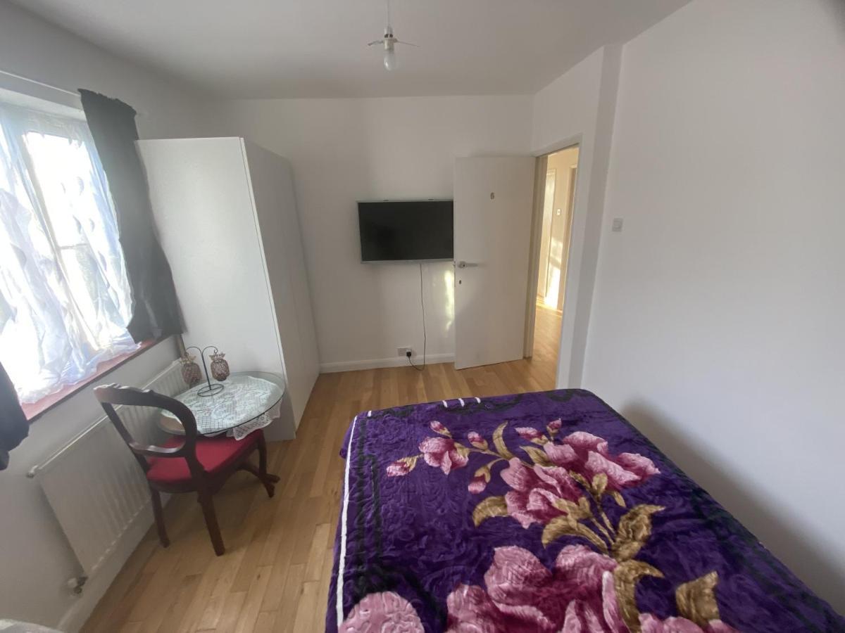 Art Double Bed Room 埃奇韦尔 外观 照片