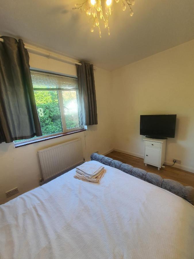 Art Double Bed Room 埃奇韦尔 外观 照片
